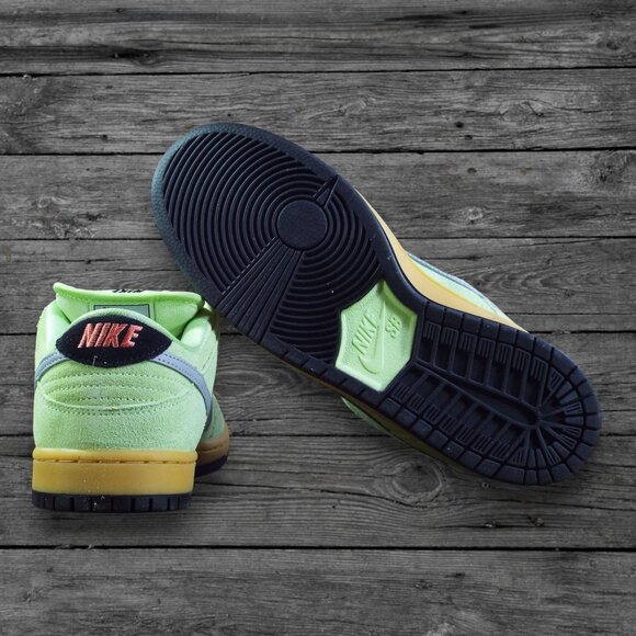 Nike SB Dunk Low Pro (Verdugo Mountain) Shoes / Lt. Liquid Lime (BRAND NEW) - Picture 5 of 6